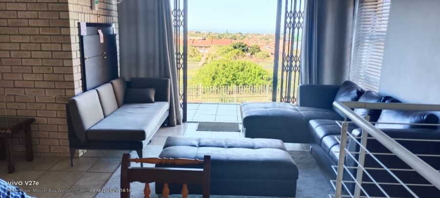 3 Bedroom Property for Sale in Menkenkop Western Cape
